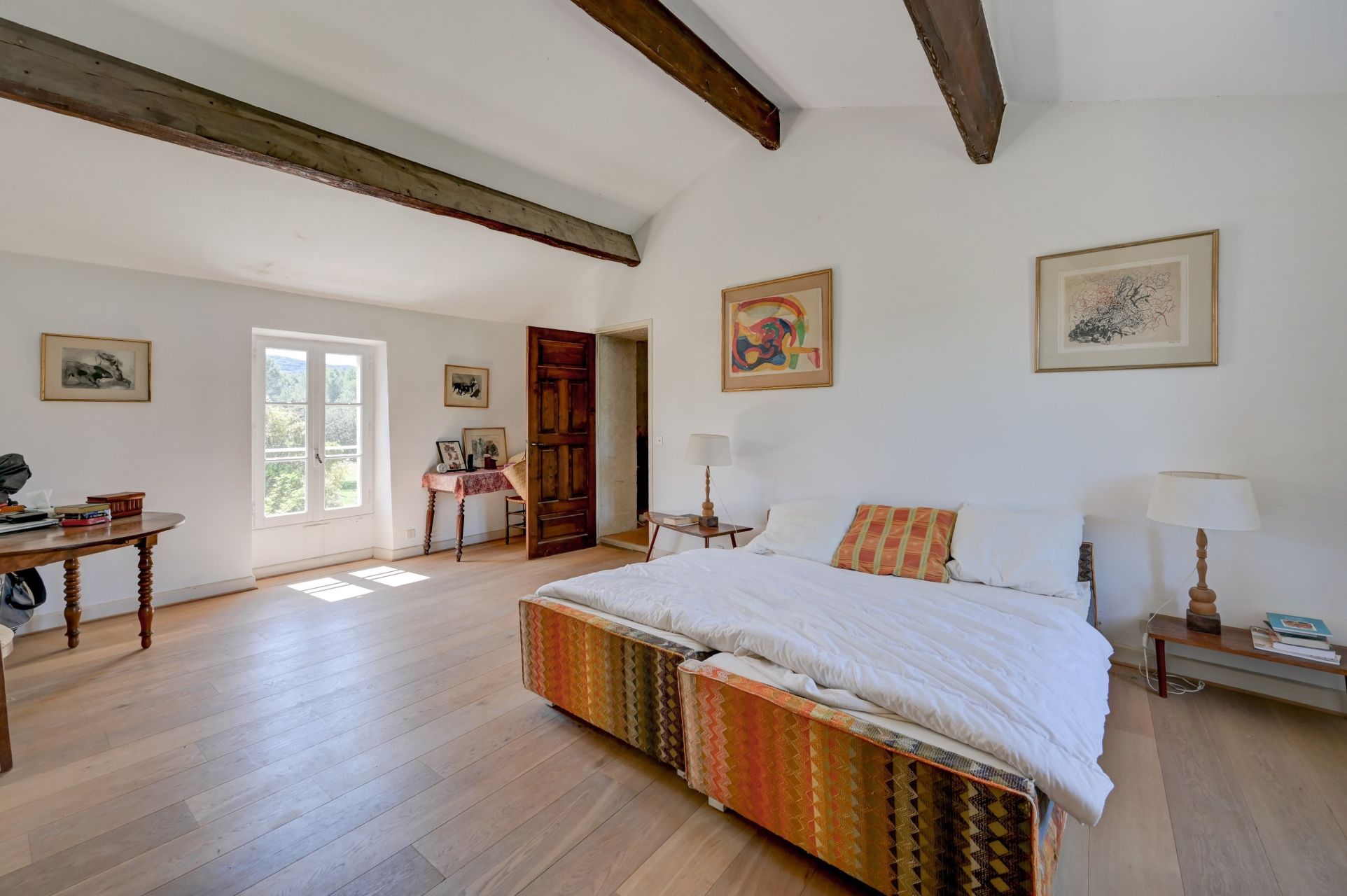 mas 16 Rooms for sale on EYGALIERES (13810)