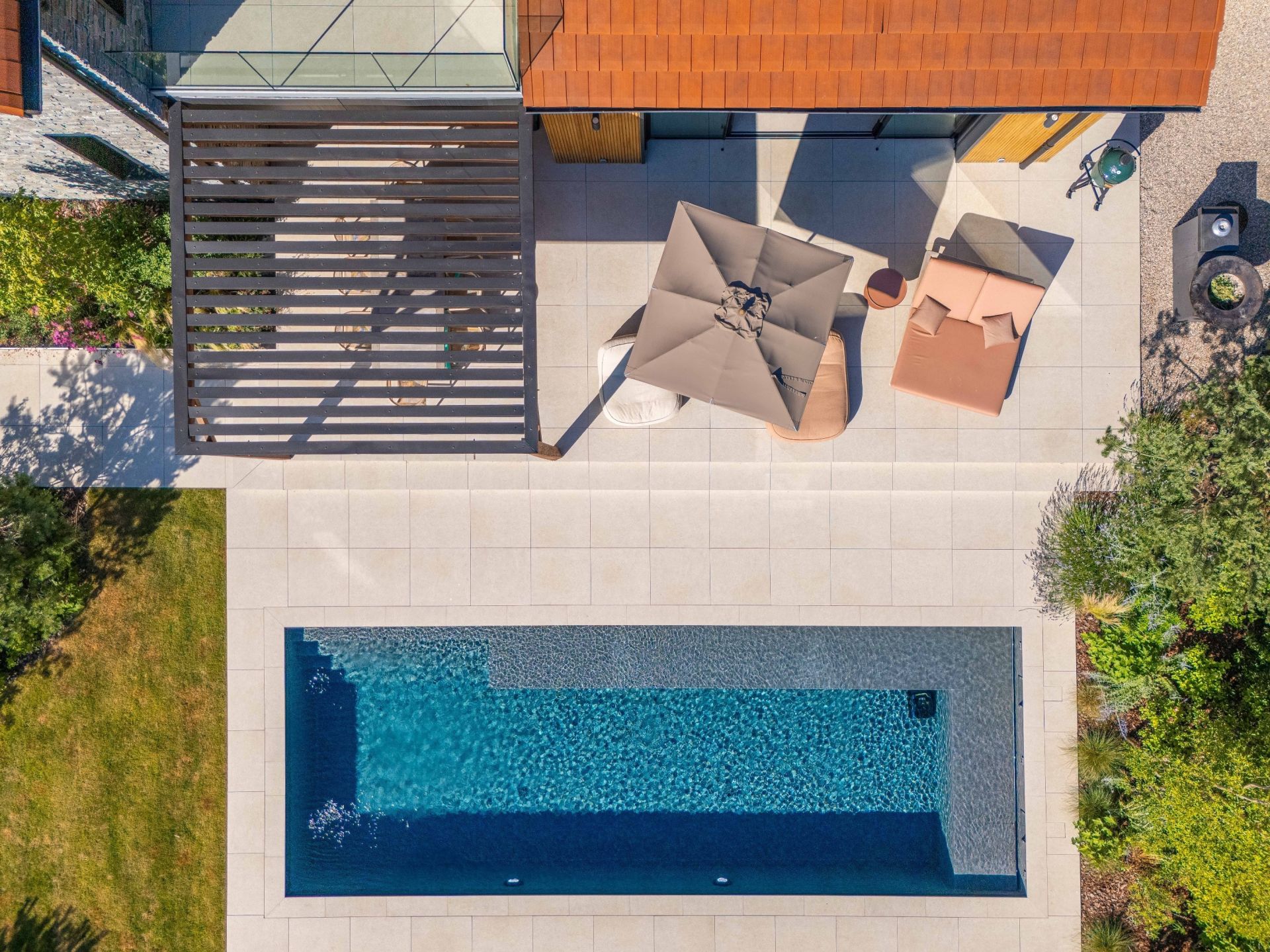 luxury house 8 Rooms for sale on VIRY (74580)