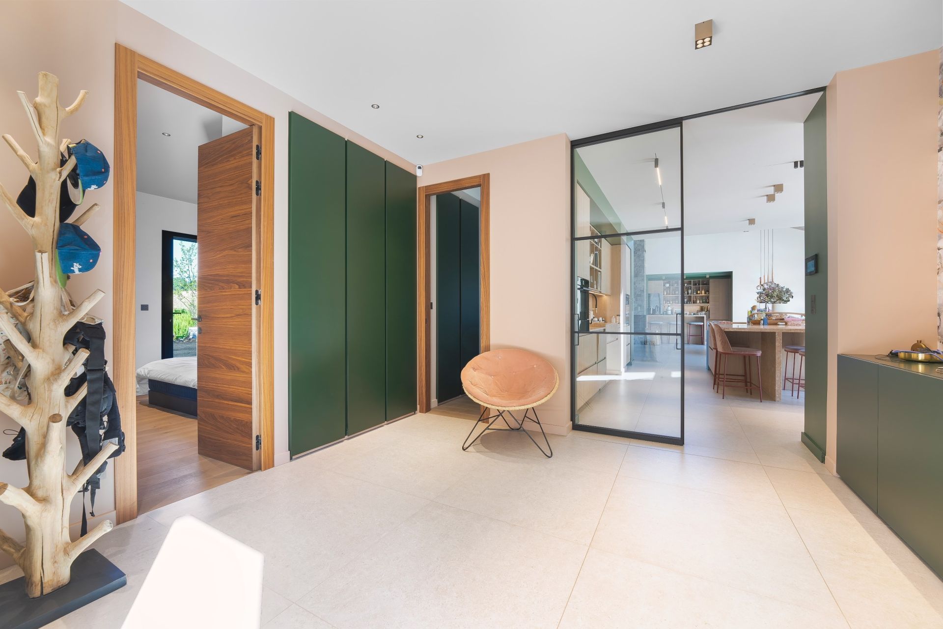 luxury house 8 Rooms for sale on VIRY (74580)