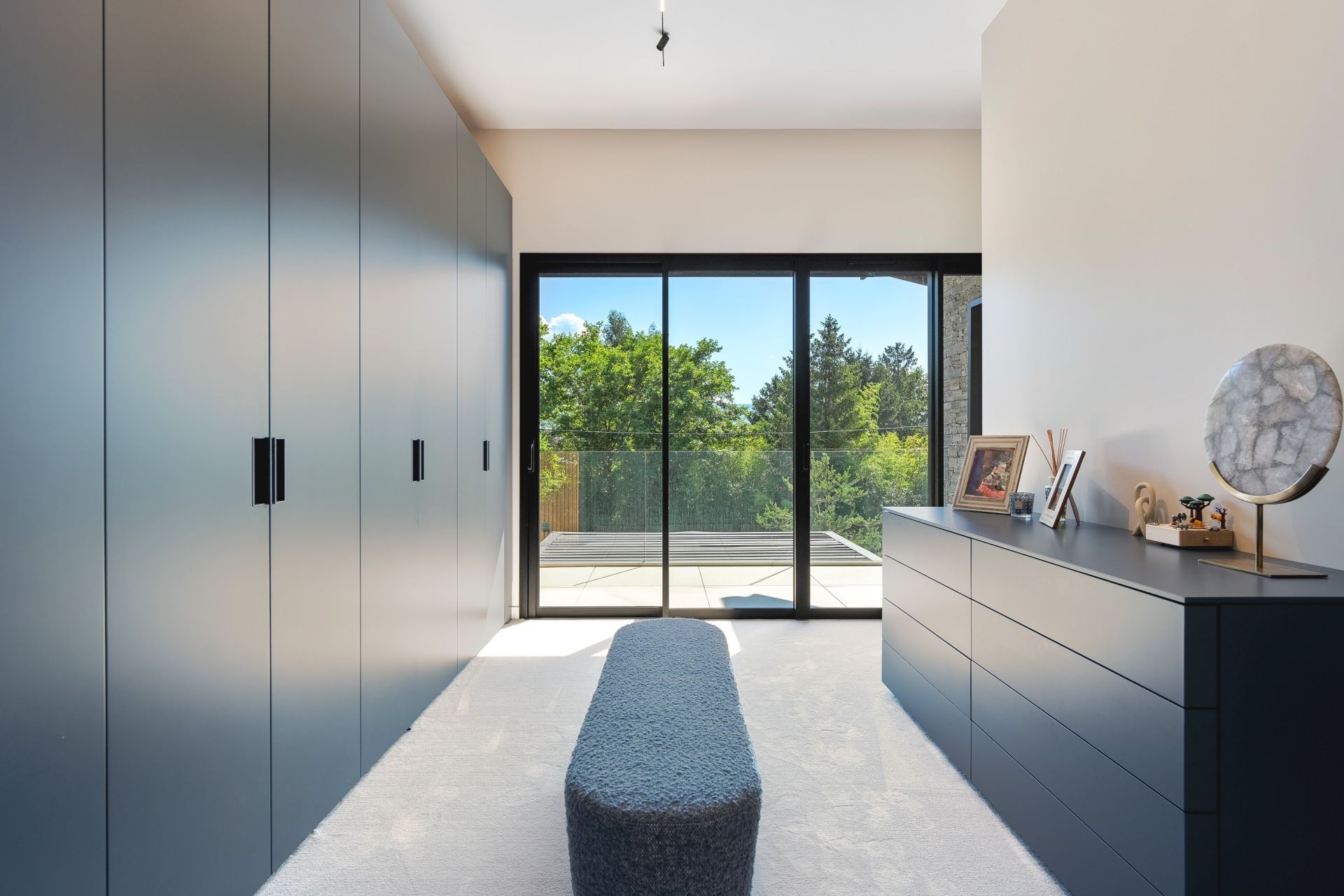 luxury house 8 Rooms for sale on VIRY (74580)