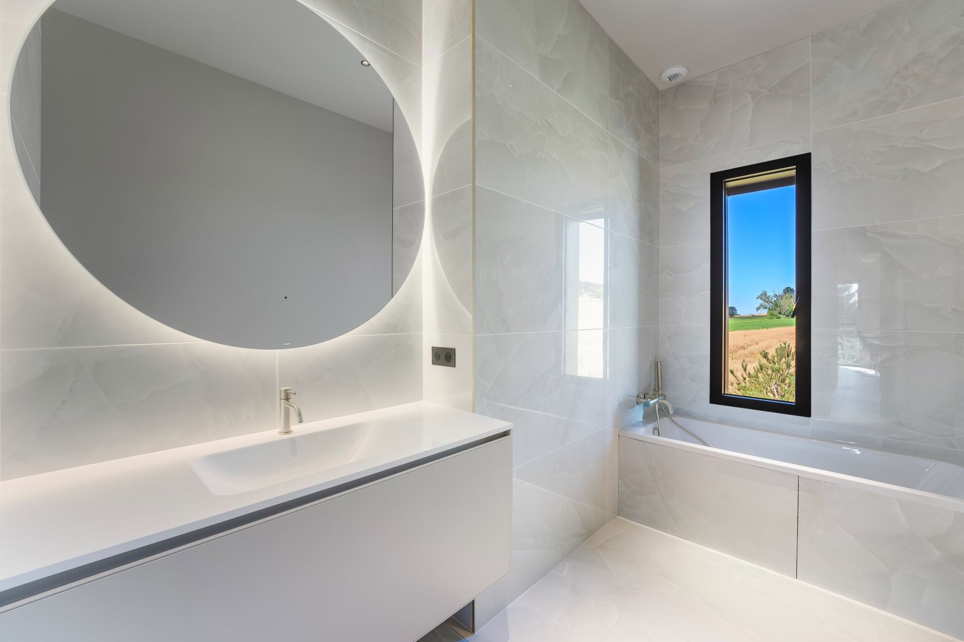 luxury house 8 Rooms for sale on VIRY (74580)