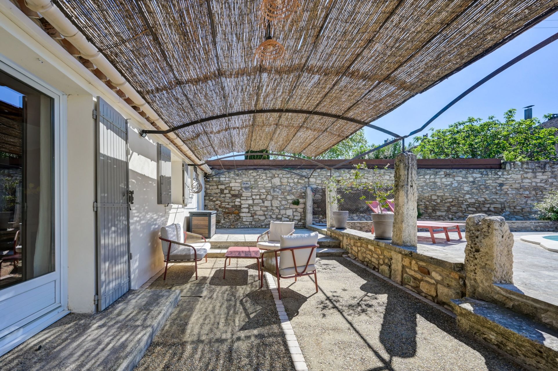 luxury house 5 Rooms for sale on ST REMY DE PROVENCE (13210)