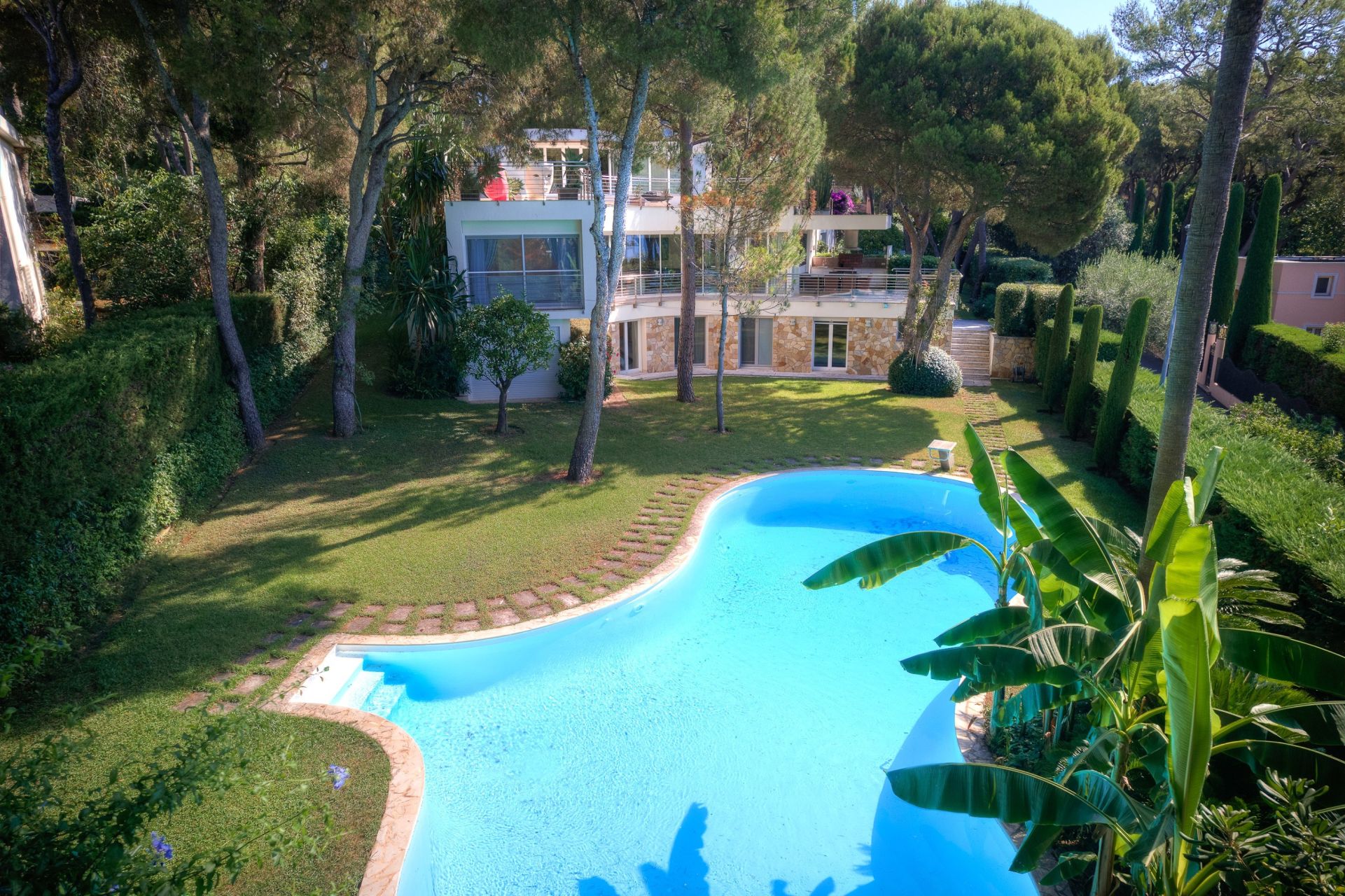 maison contemporaine 7 Pièces en vente sur ST JEAN CAP FERRAT (06230)
