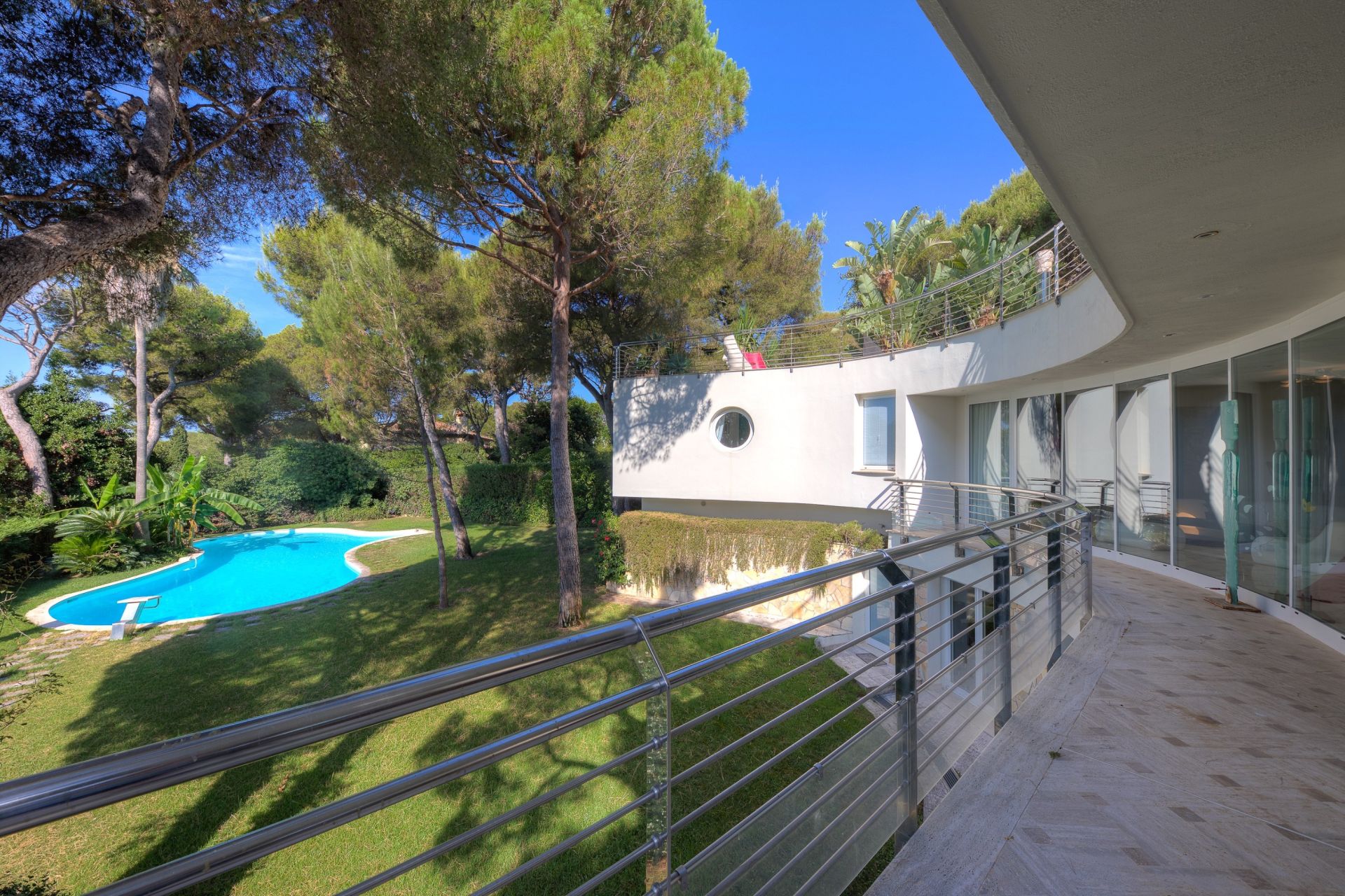 maison contemporaine 7 Pièces en vente sur ST JEAN CAP FERRAT (06230)