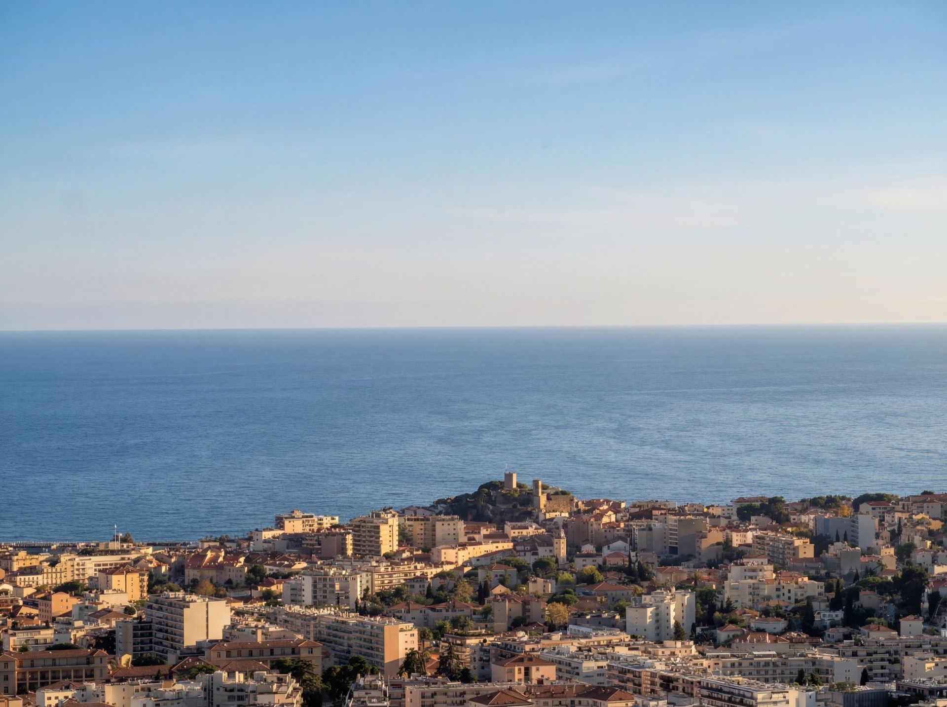 appartement de luxe 2 Pièces en vente sur LE CANNET (06110)