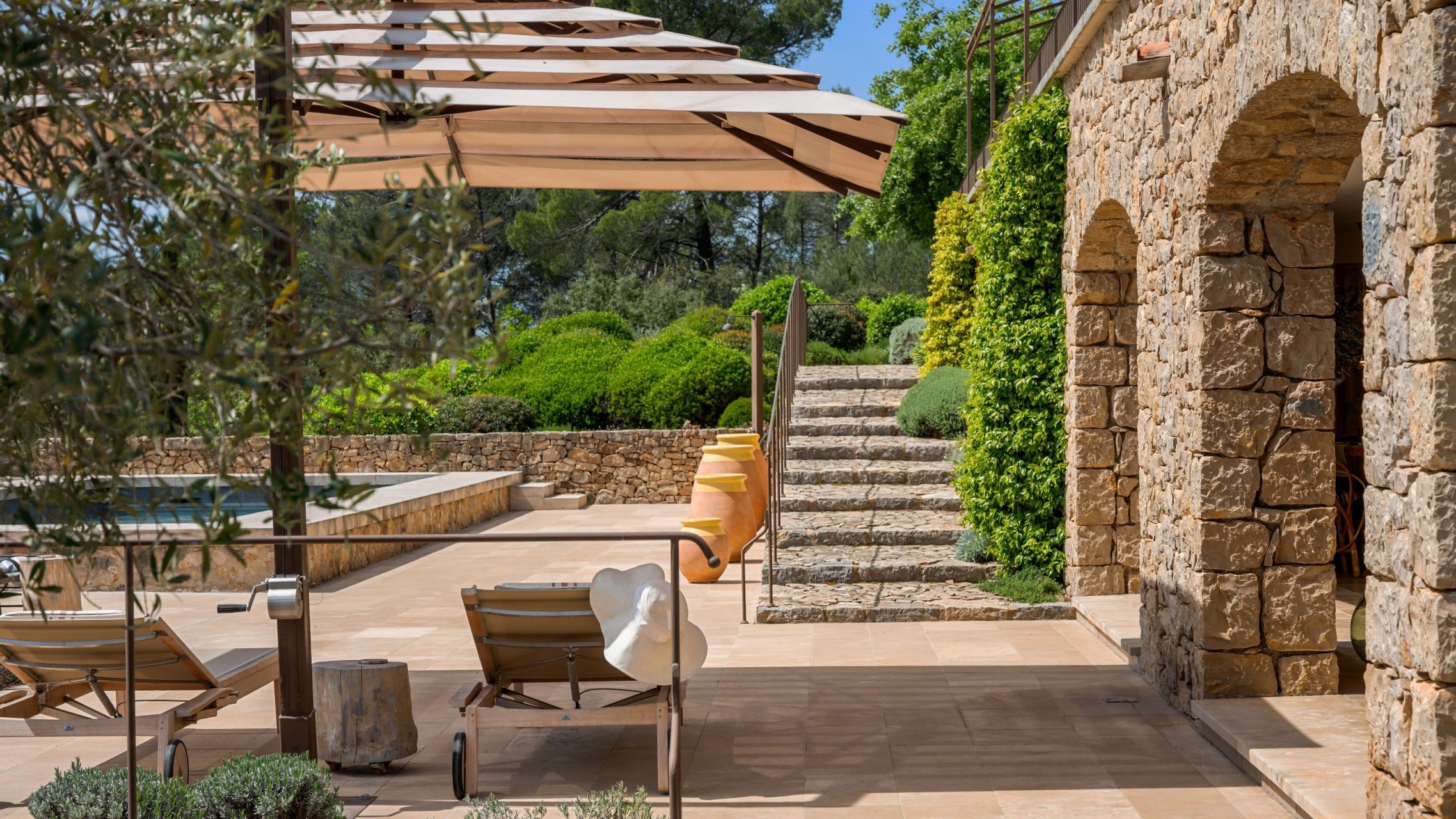 bastide 6 Pièces en vente sur ENTRECASTEAUX (83570)