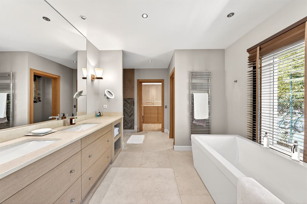 villa de luxe 16 Pièces en vente sur VALBONNE (06560)