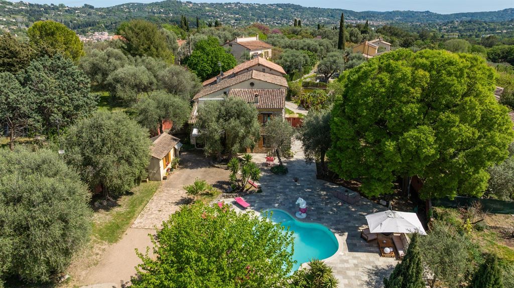 maison provençale de luxe 7 Pièces en vente sur GRASSE (06130)