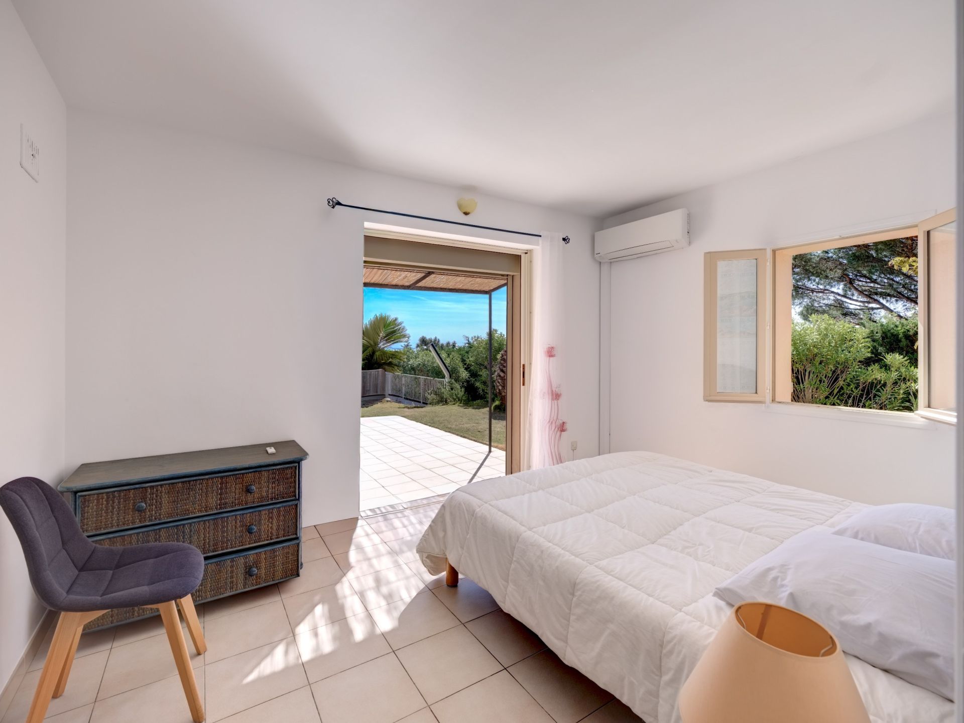 villa de luxe 5 Pièces en vente sur LES ISSAMBRES (83380)
