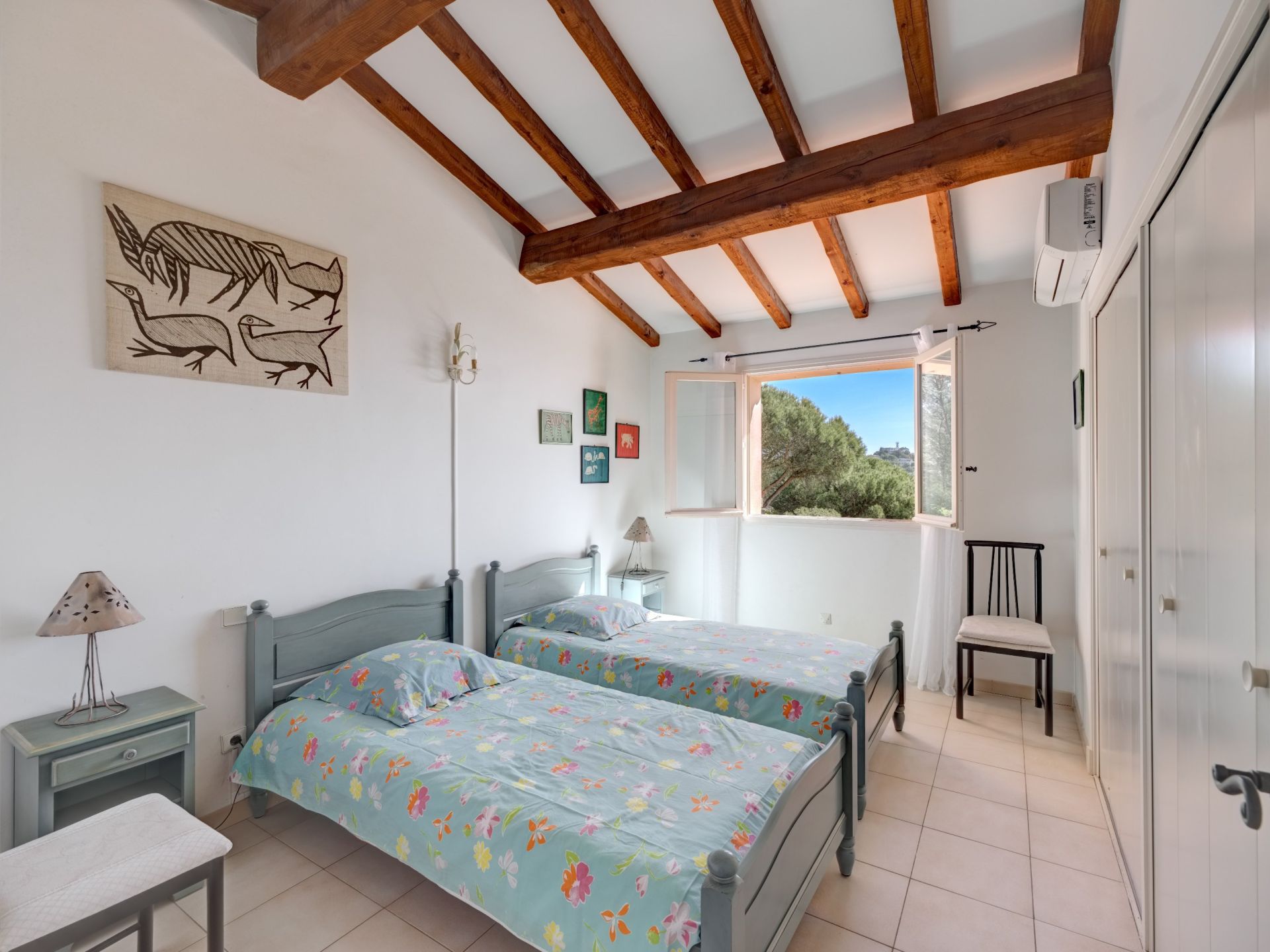 villa de luxe 5 Pièces en vente sur LES ISSAMBRES (83380)