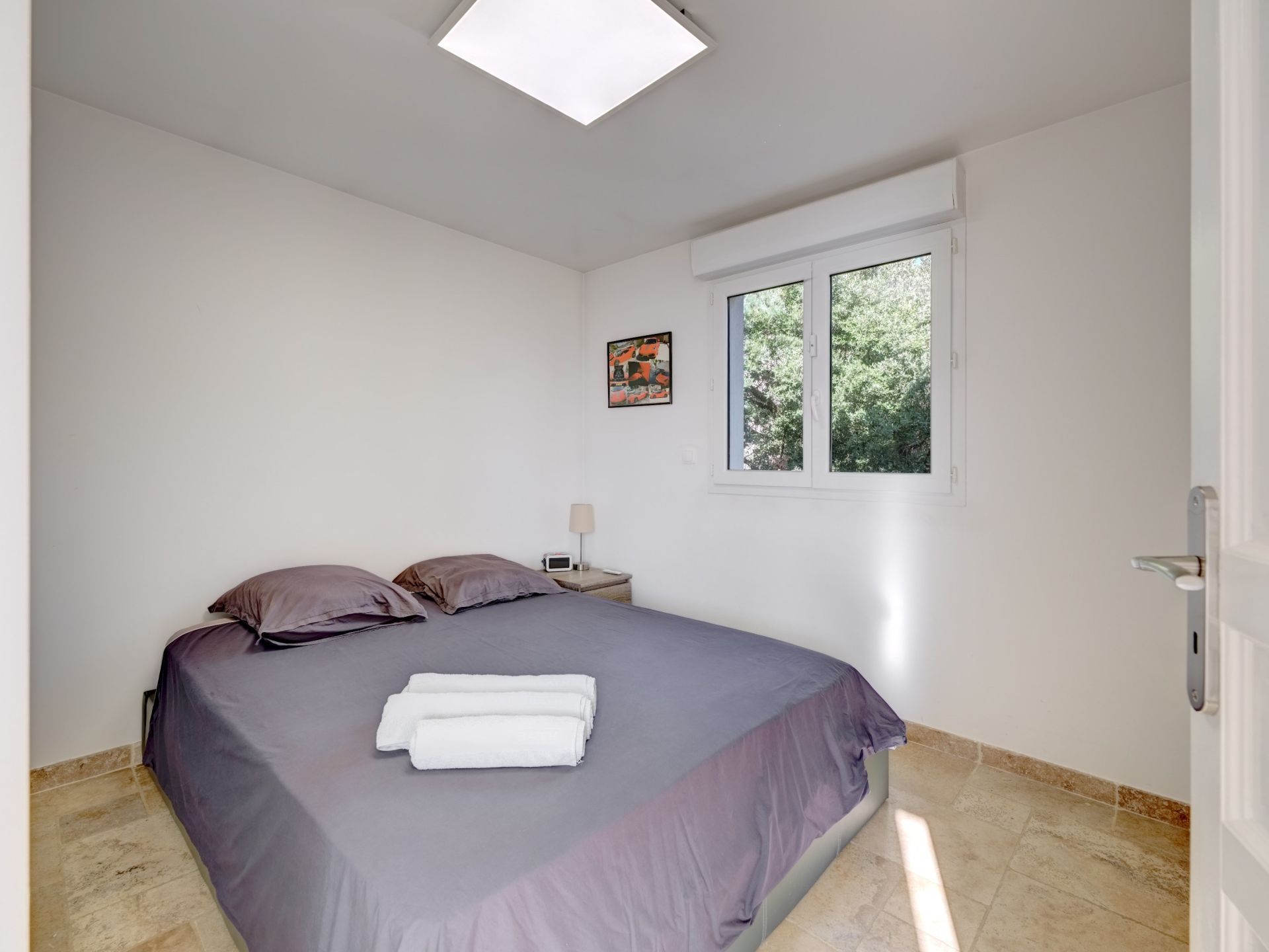 luxury villa 8 Rooms for sale on LES ISSAMBRES (83380)
