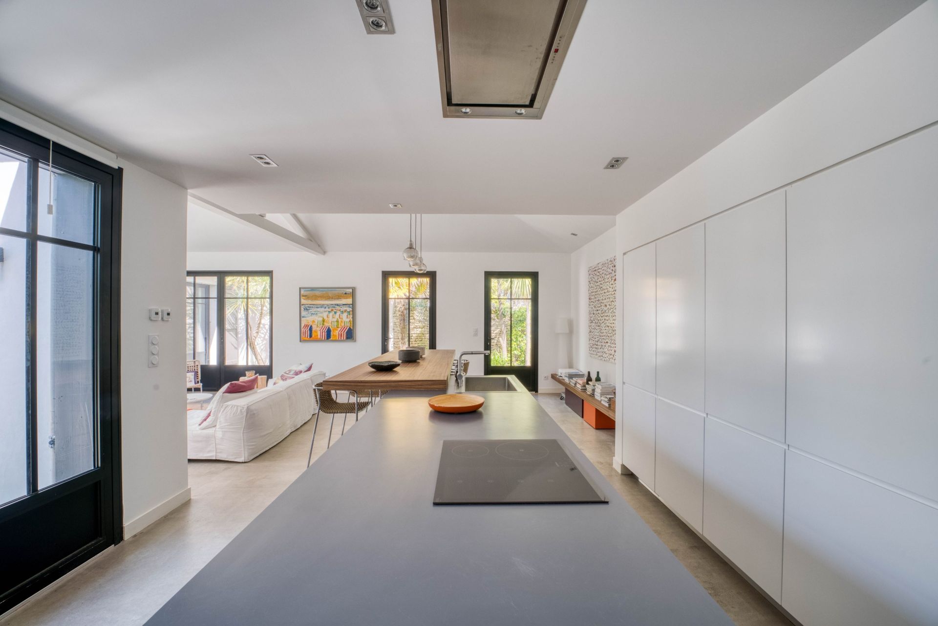 luxury house 5 Rooms for sale on LES PORTES EN RE (17880)