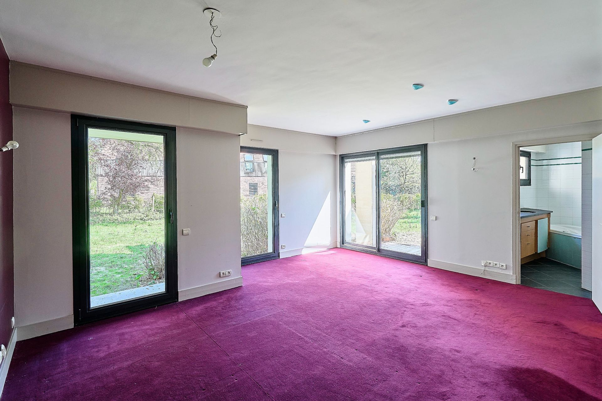luxury house 9 Rooms for sale on MOUVAUX (59420)