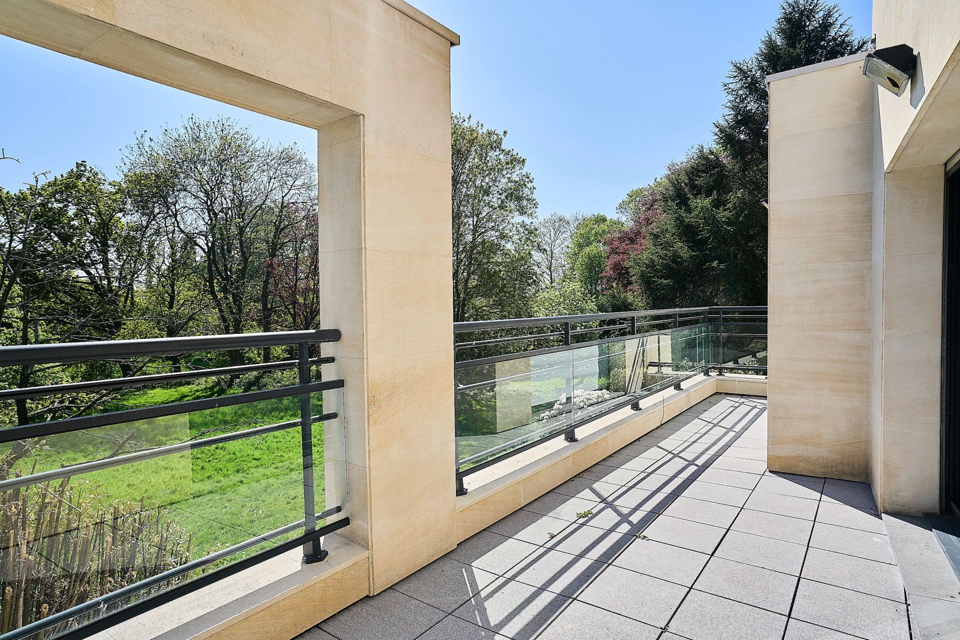 luxury house 9 Rooms for sale on MOUVAUX (59420)