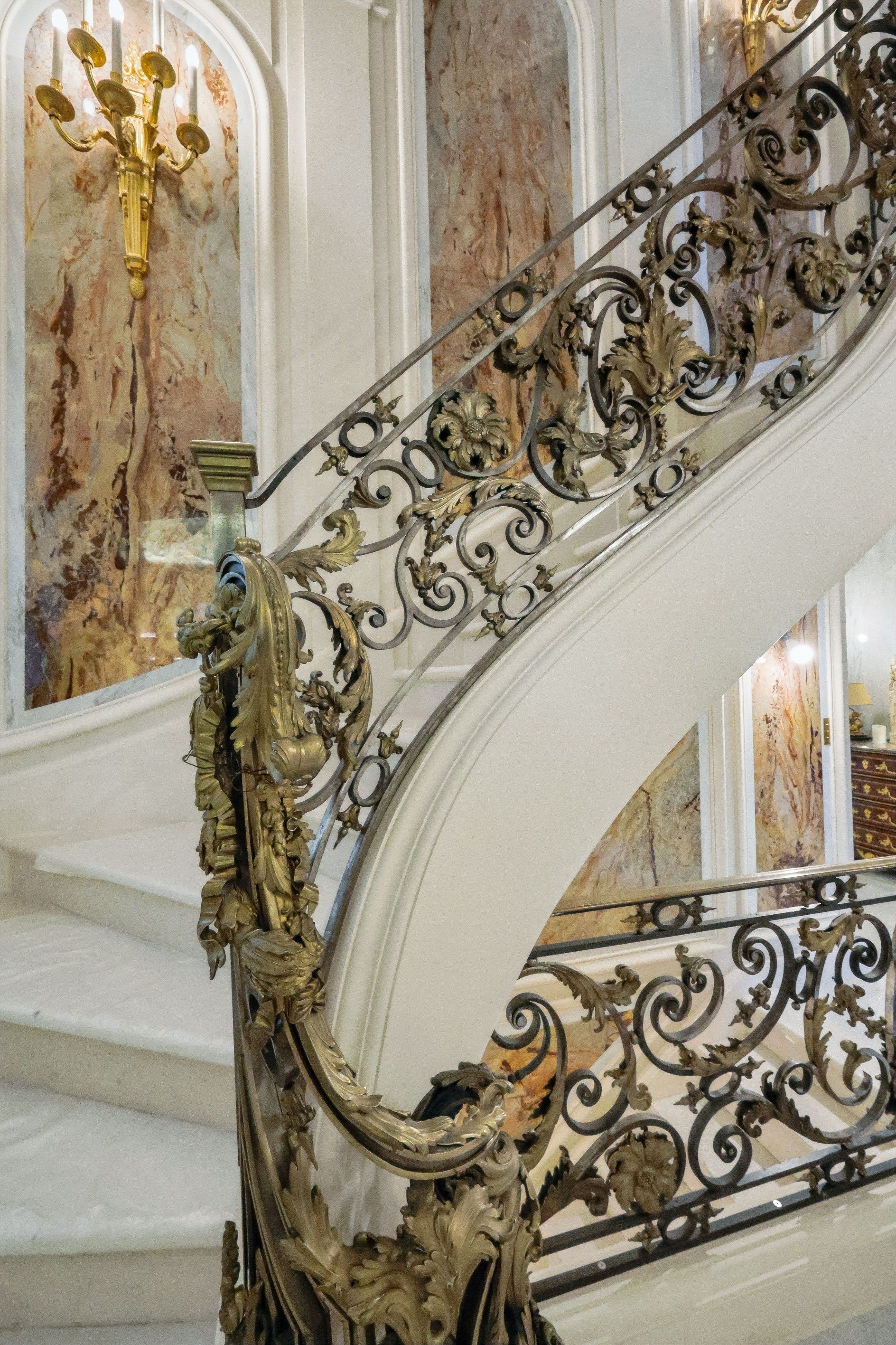 hôtel particulier 15 Pièces en vente sur PARIS (75016)