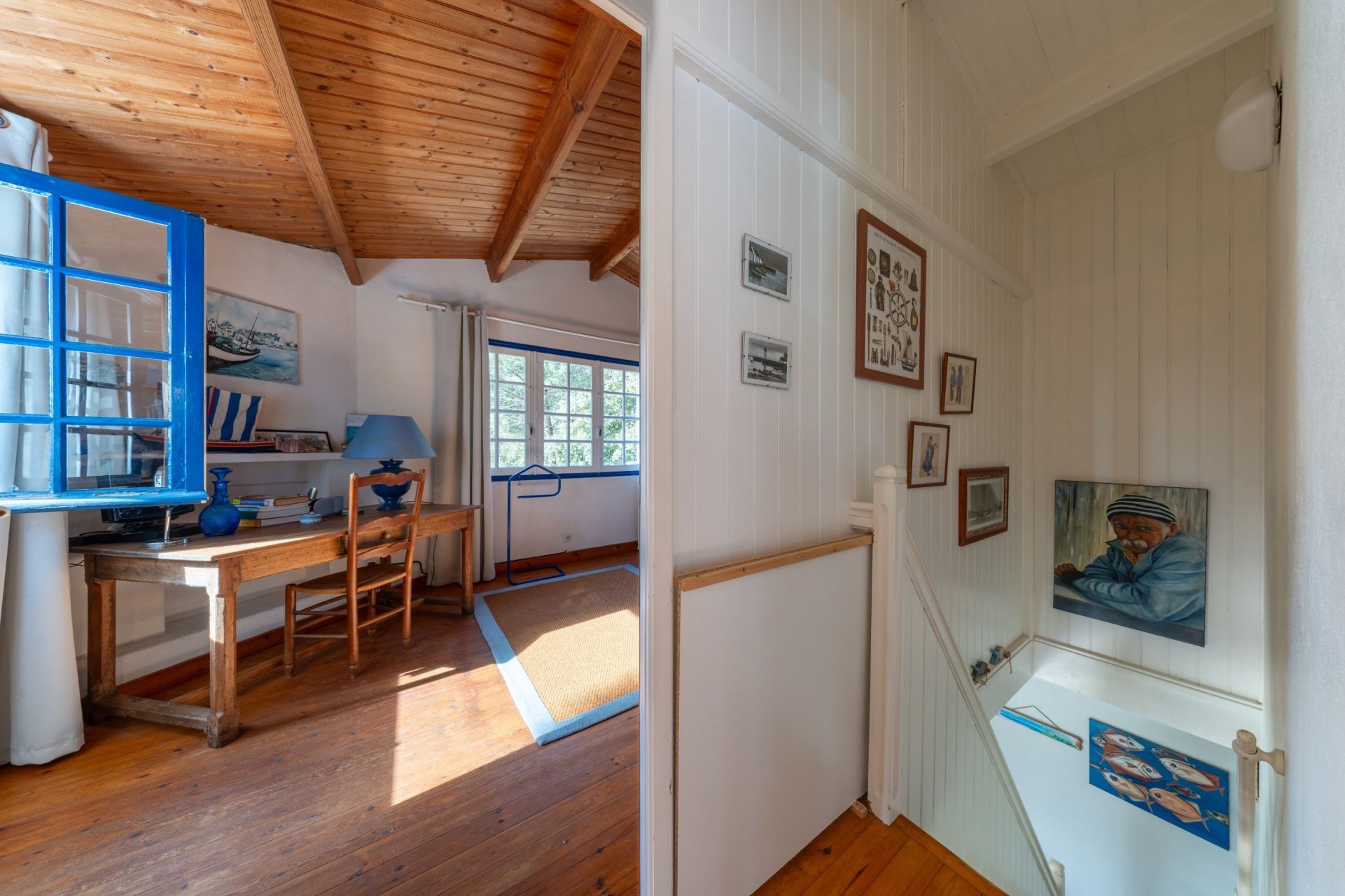 luxury house 6 Rooms for sale on L ILE D YEU (85350)