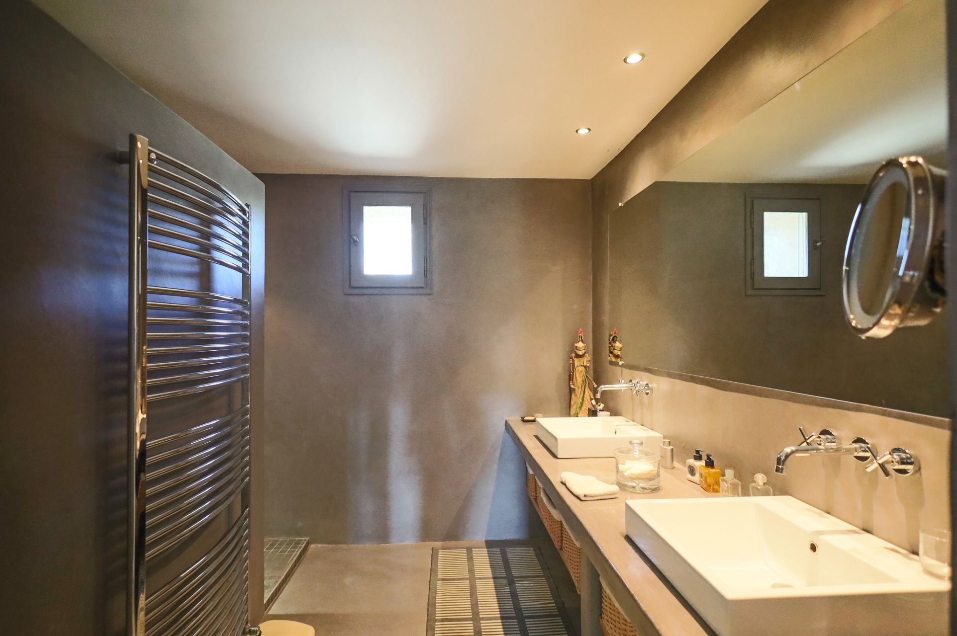 maison de luxe 15 Pièces en vente sur GORDES (84220)
