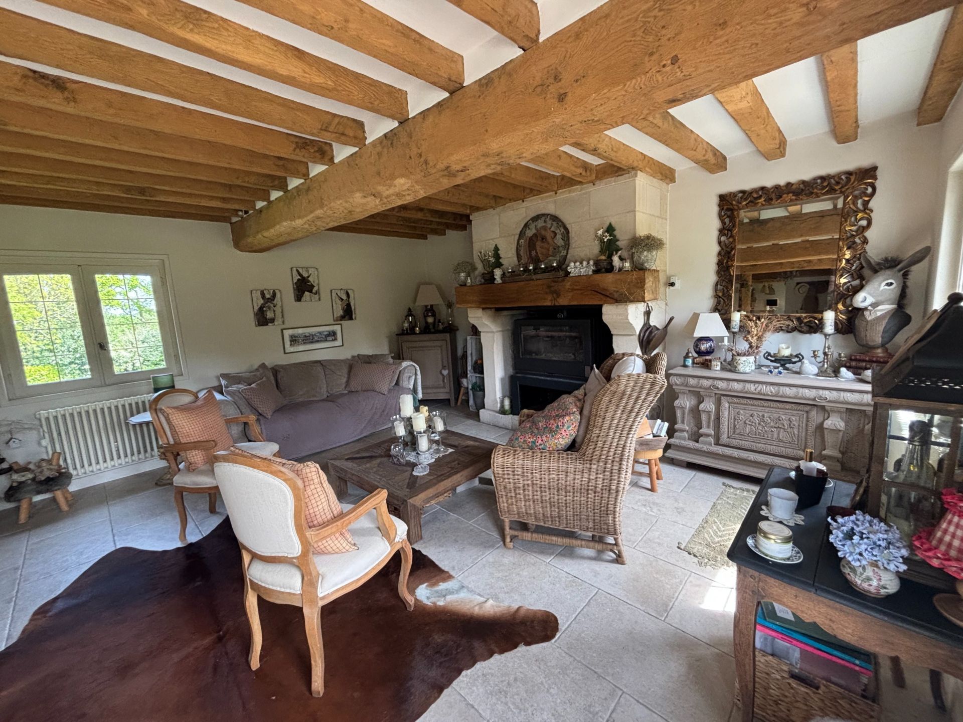 luxury house 8 Rooms for sale on GLANVILLE (14950)