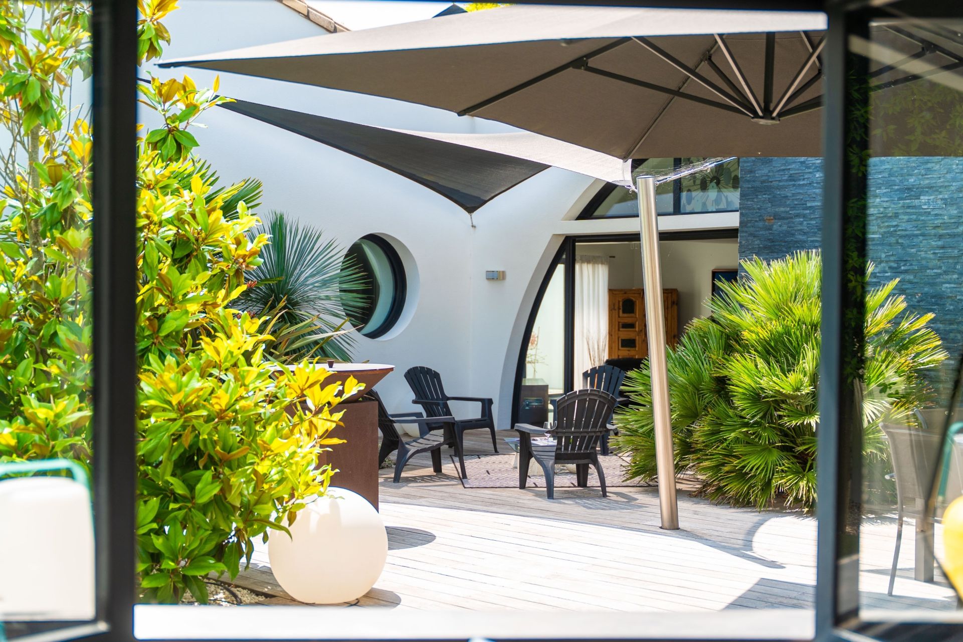 contemporary house 5 Rooms for sale on PORT DES BARQUES (17730)