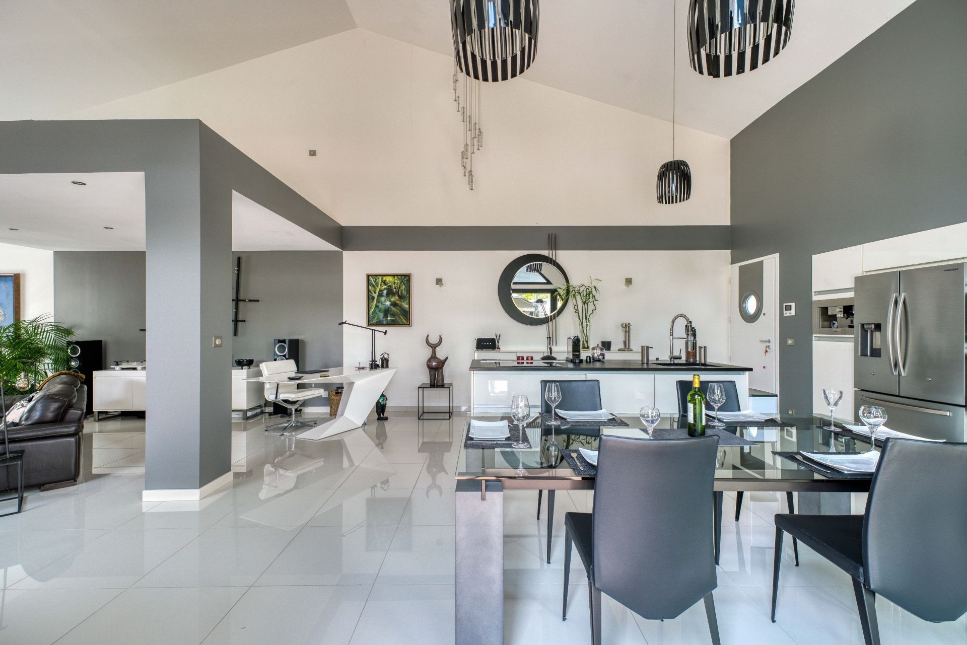 contemporary house 5 Rooms for sale on PORT DES BARQUES (17730)