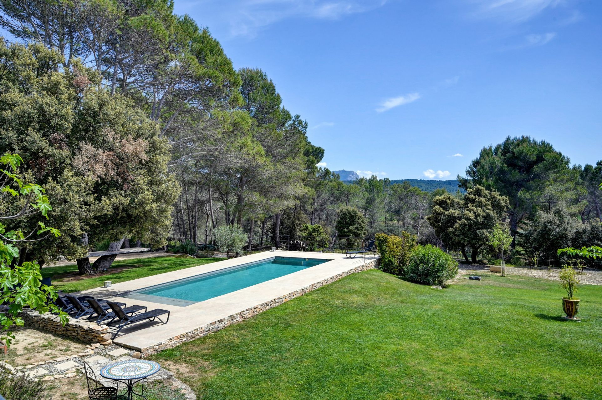 maison de luxe 10 Pièces en vente sur VENELLES (13770)