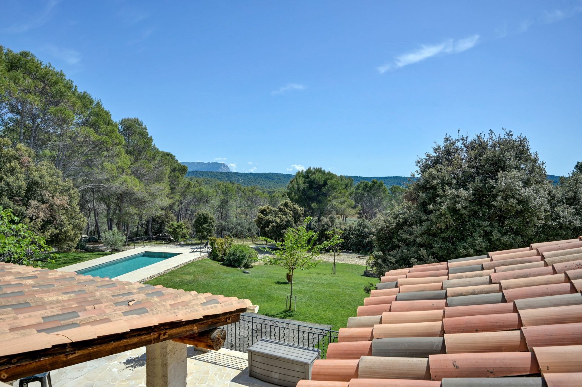 maison de luxe 10 Pièces en vente sur VENELLES (13770)