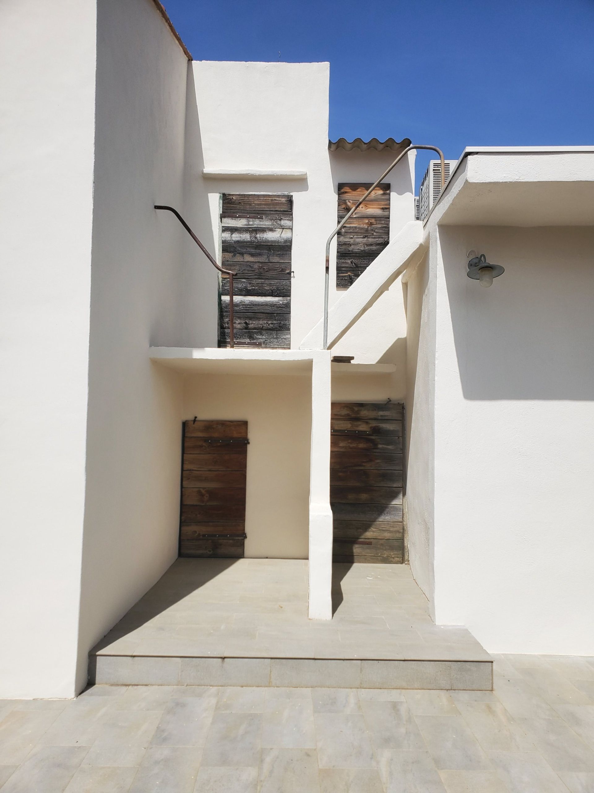 luxury house 6 Rooms for sale on PERPIGNAN (66000)