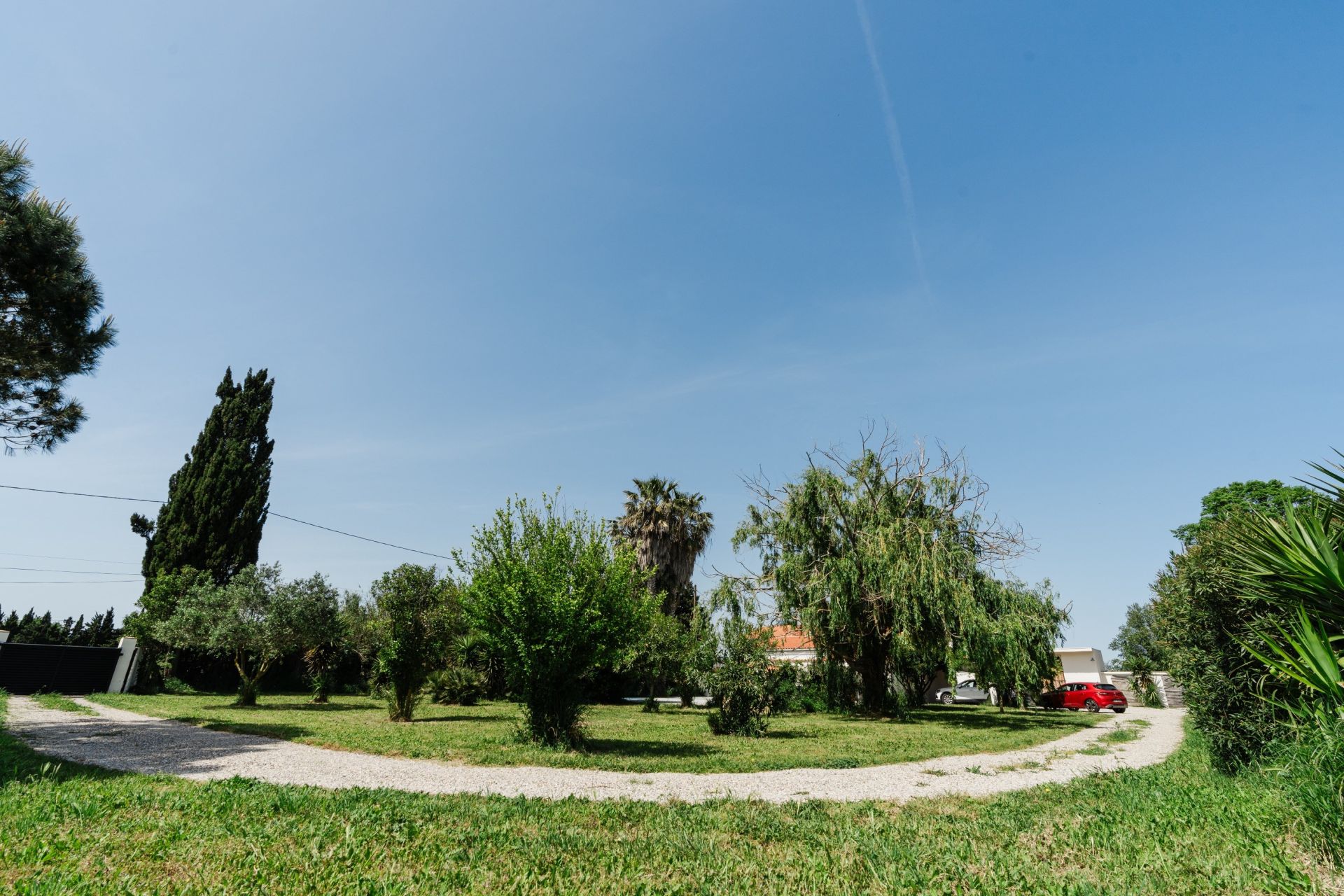 luxury house 6 Rooms for sale on PERPIGNAN (66000)