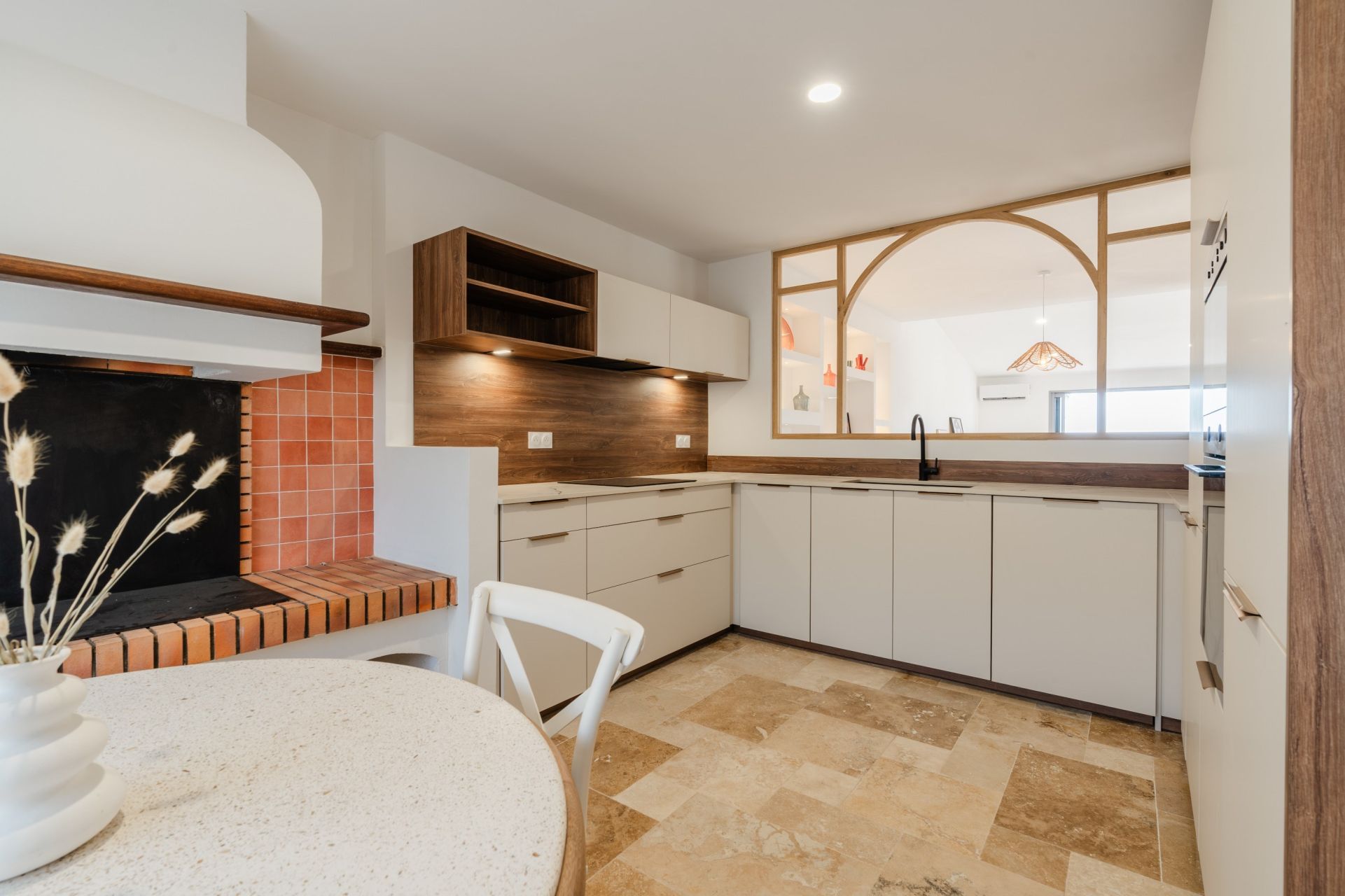 luxury house 6 Rooms for sale on BAGES (11100)