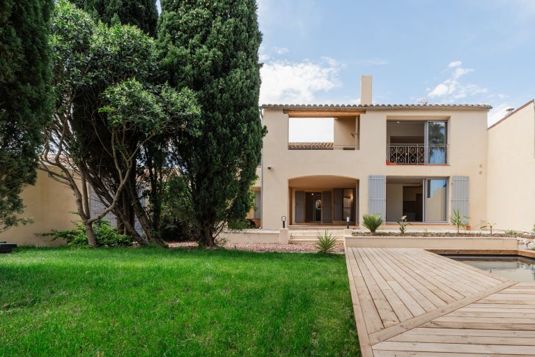 maison de luxe 6 Pièces en vente sur BAGES (11100)