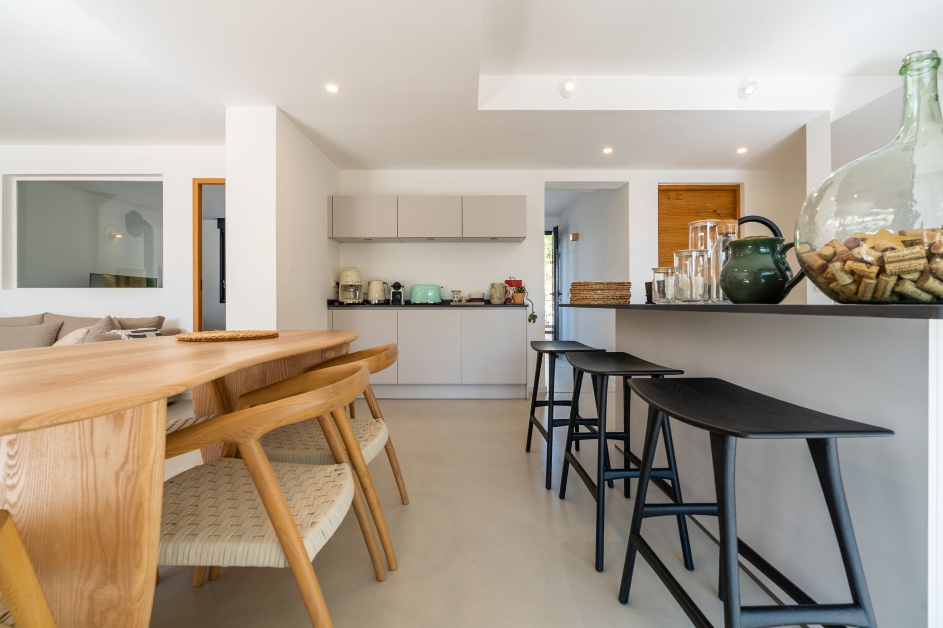 luxury house 10 Rooms for sale on PEYRIAC DE MER (11440)