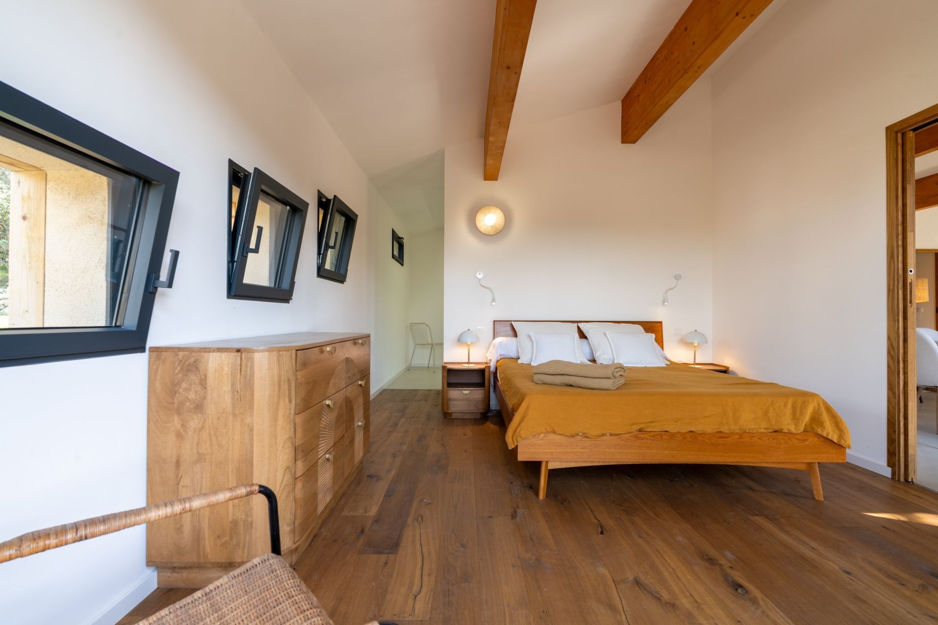 luxury house 10 Rooms for sale on PEYRIAC DE MER (11440)