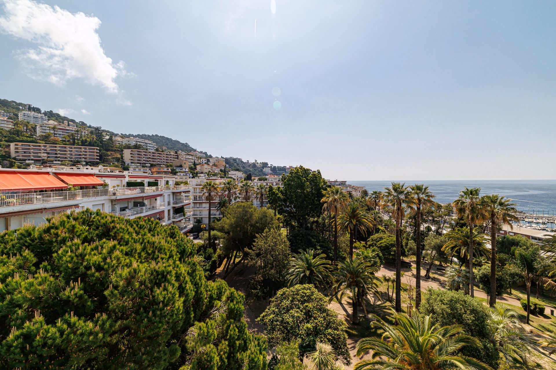 luxury apartment 3 Rooms for sale on NICE (06300)