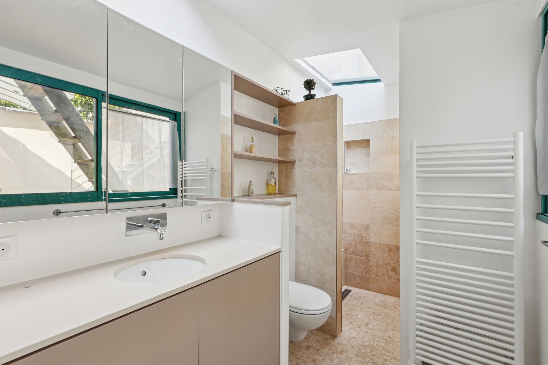 maison de luxe 10 Pièces en vente sur PARIS (75020)