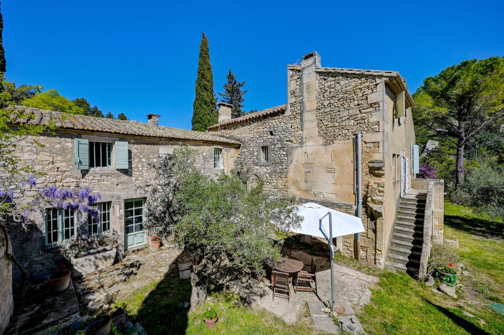 luxury house 13 Rooms for sale on LES BAUX DE PROVENCE (13520)