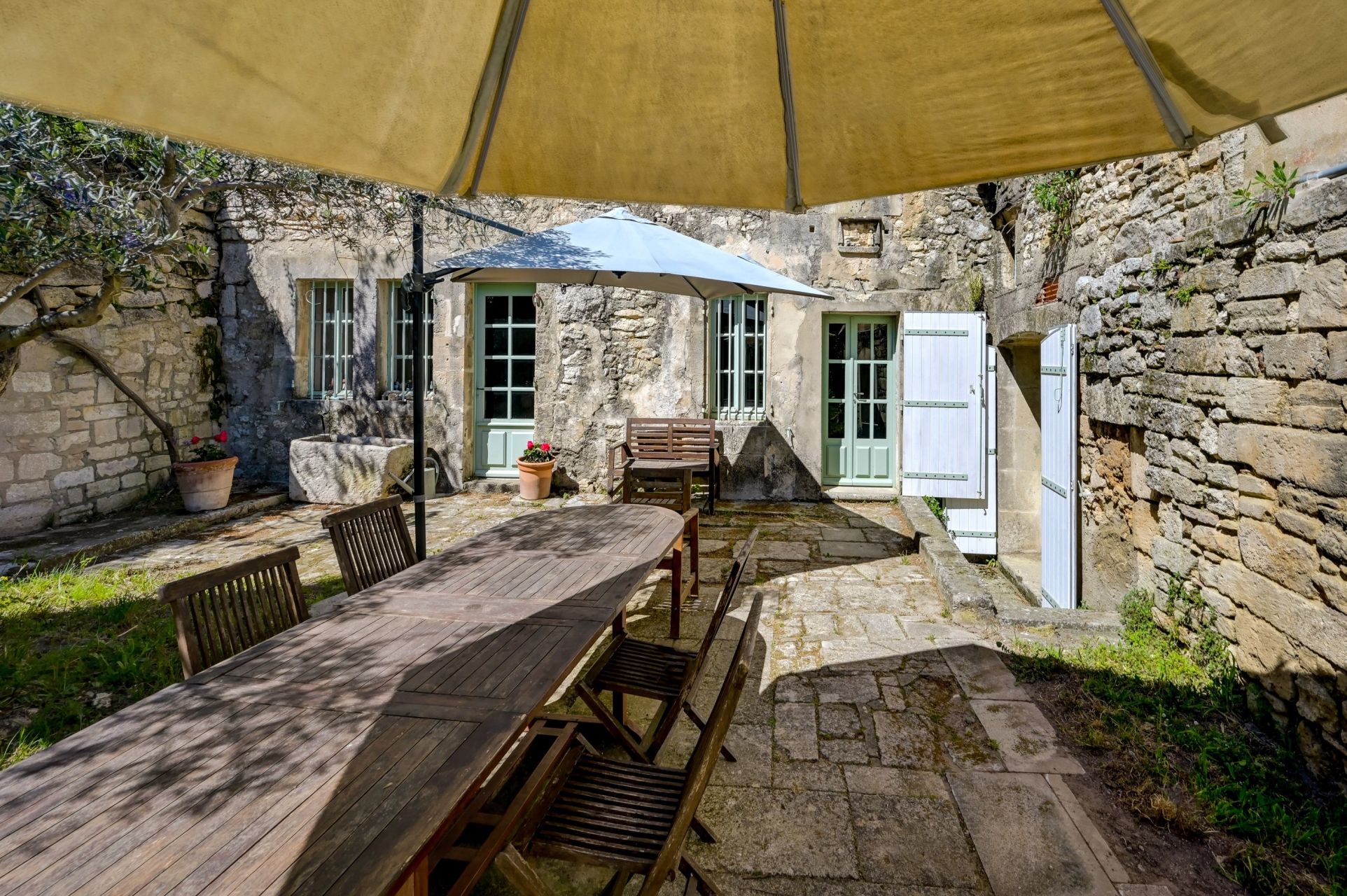 luxury house 13 Rooms for sale on LES BAUX DE PROVENCE (13520)