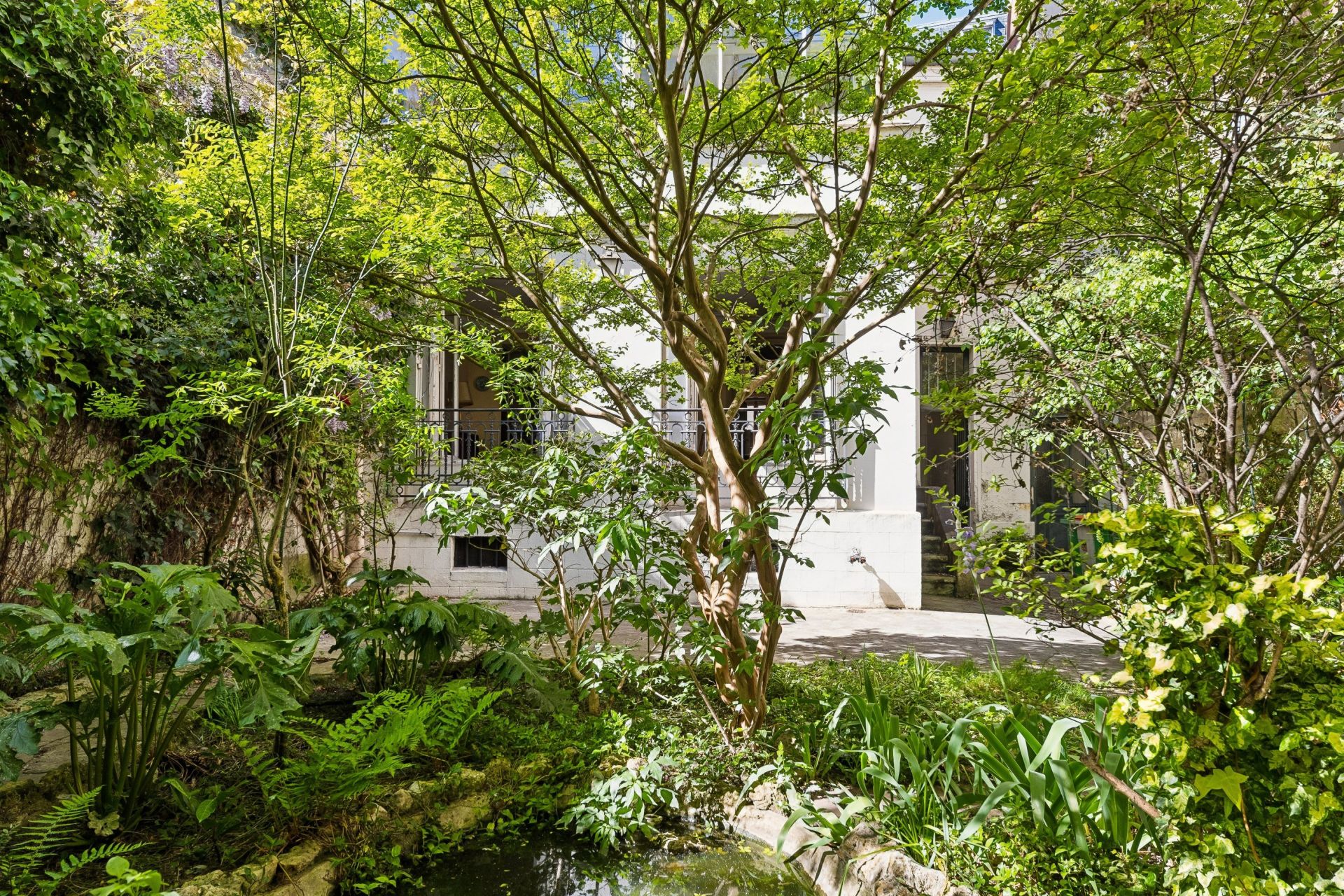 maison de ville 12 Pièces en vente sur PARIS (75015)