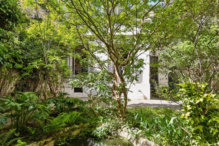 maison de ville 12 Pièces en vente sur PARIS (75015)