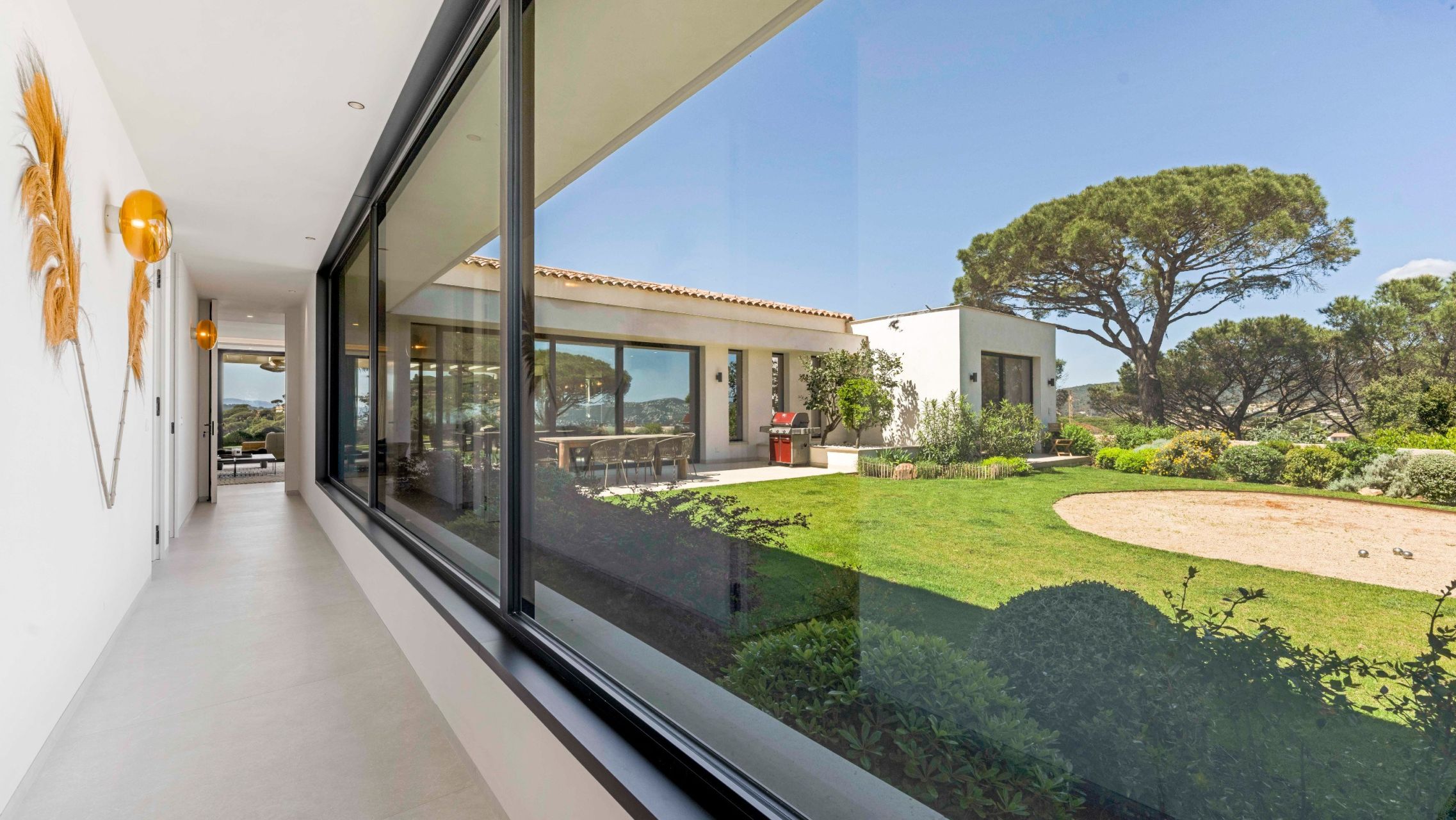 maison contemporaine 10 Pièces en vente sur STE MAXIME (83120)