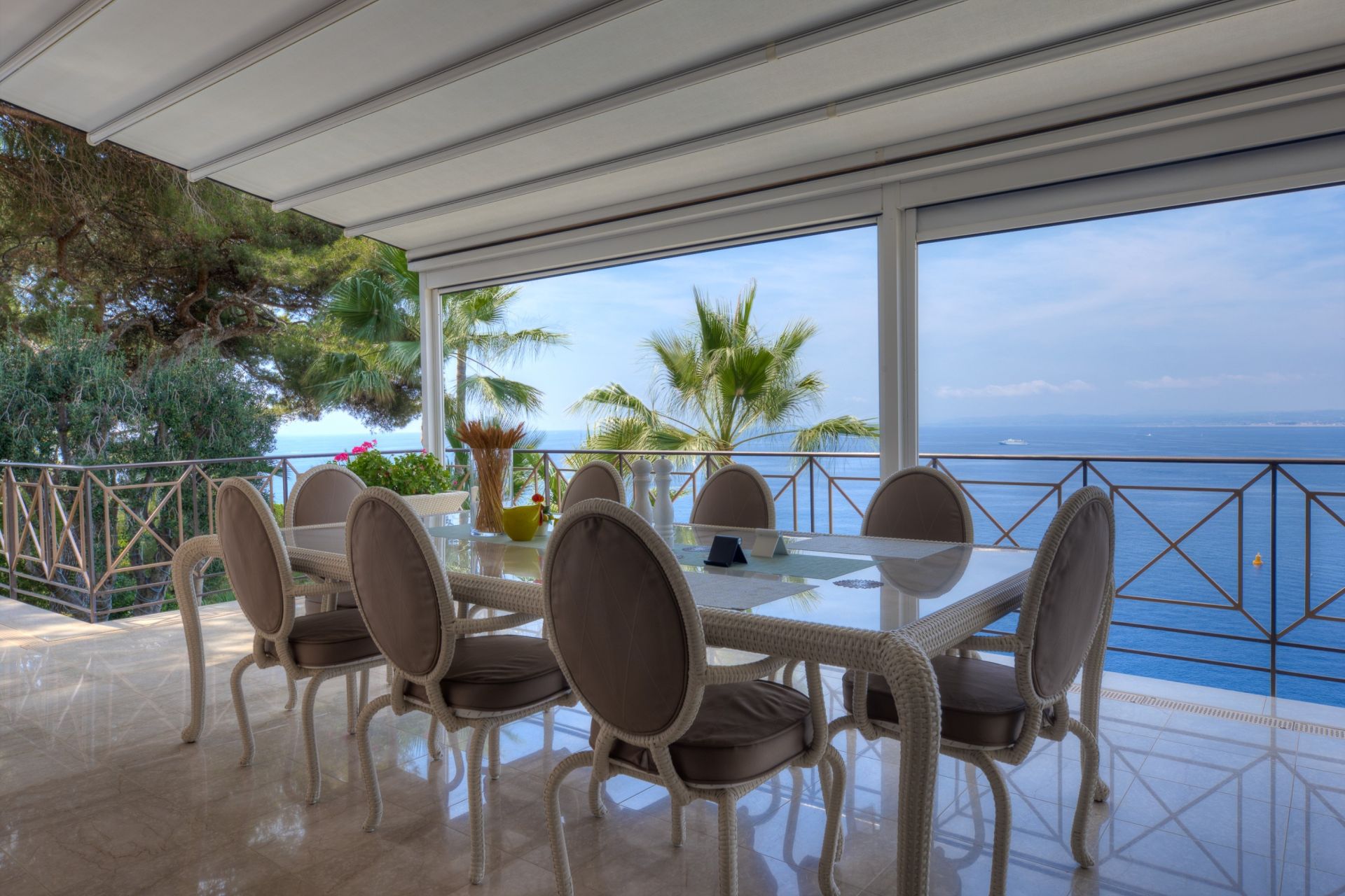 luxury property 10 Rooms for sale on ST JEAN CAP FERRAT (06230)