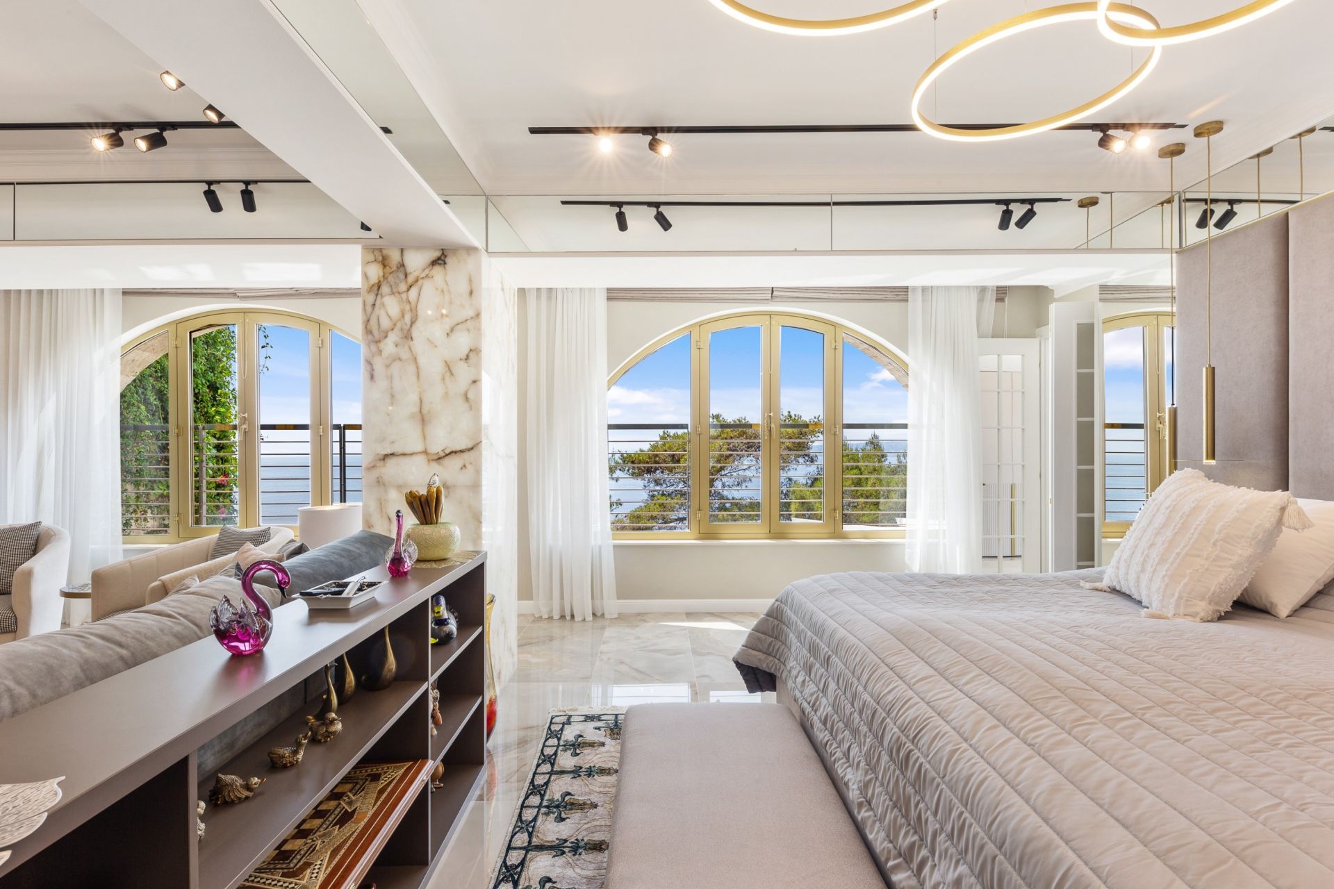 luxury property 10 Rooms for sale on ST JEAN CAP FERRAT (06230)