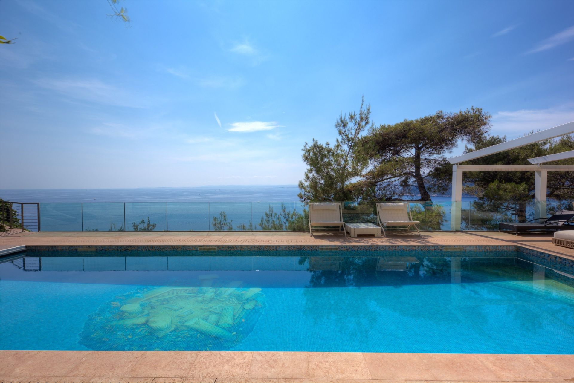 luxury property 10 Rooms for sale on ST JEAN CAP FERRAT (06230)