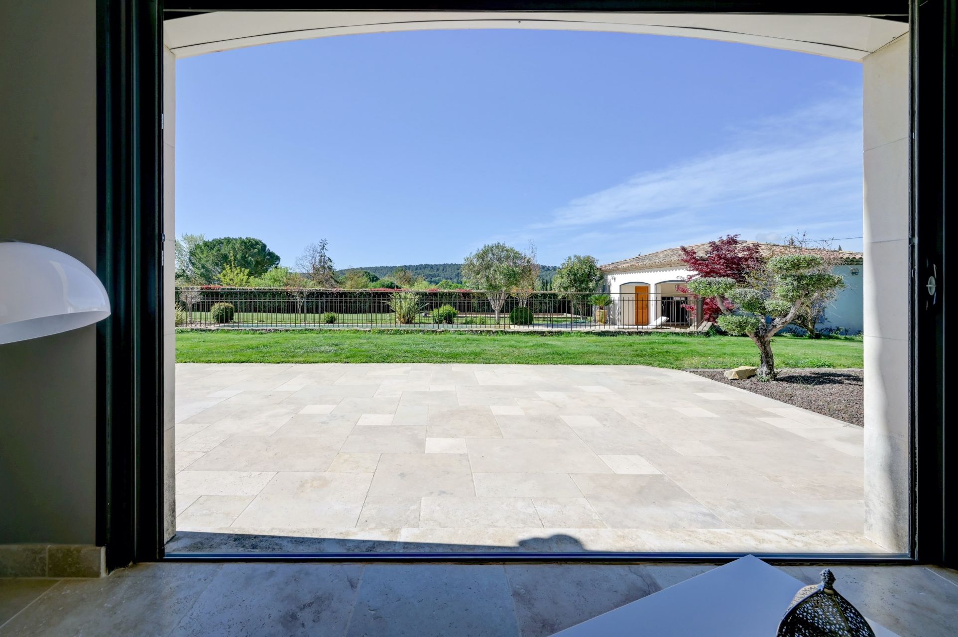 luxury villa 6 Rooms for sale on AIX EN PROVENCE (13100)