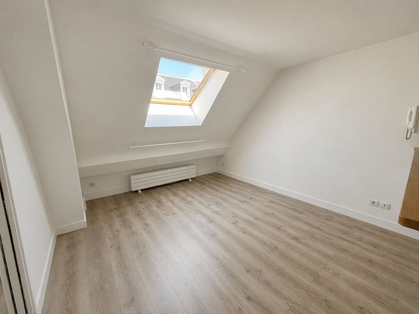 luxury apartment 2 Rooms for rent on PARIS (75007)
