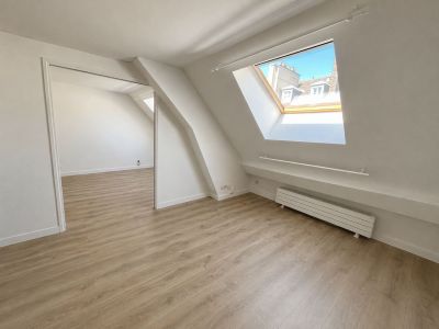 Rental Luxury apartment Paris 7 2&nbsp;Rooms 26&nbsp;m²