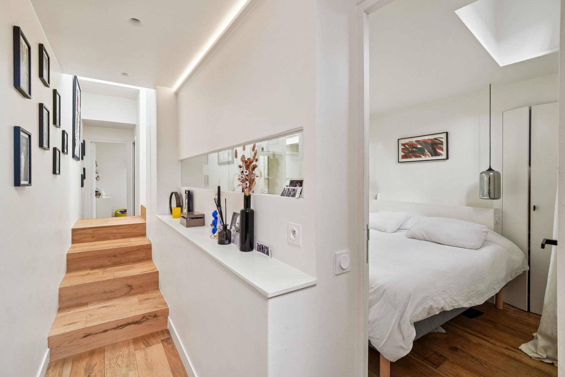 luxury artist studio 3 Rooms for sale on PARIS (75017)