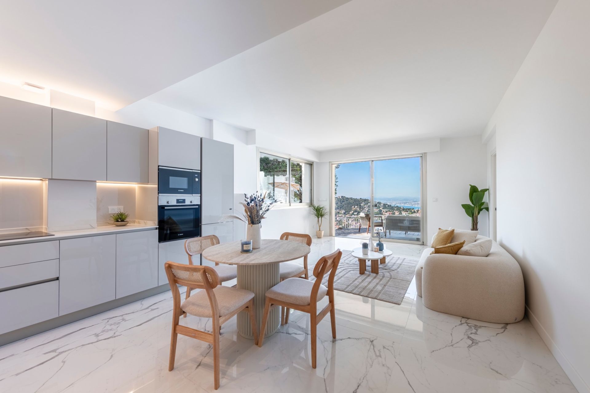luxury apartment 3 Rooms for sale on VILLEFRANCHE SUR MER (06230)