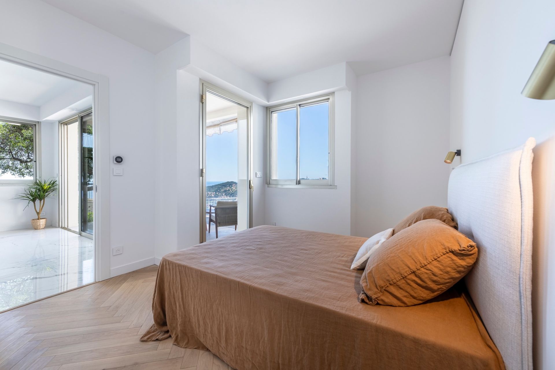 luxury apartment 3 Rooms for sale on VILLEFRANCHE SUR MER (06230)