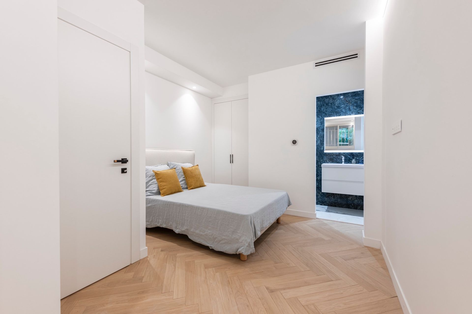 luxury apartment 3 Rooms for sale on VILLEFRANCHE SUR MER (06230)