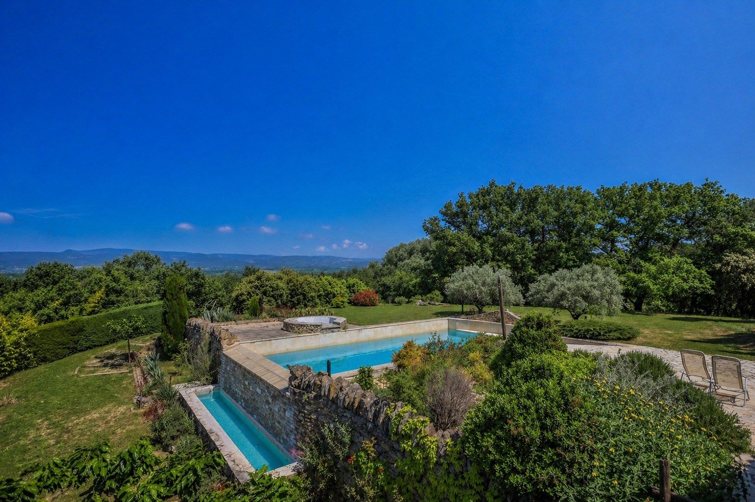 maison de luxe 10 Pièces en vente sur OPPEDE (84580)